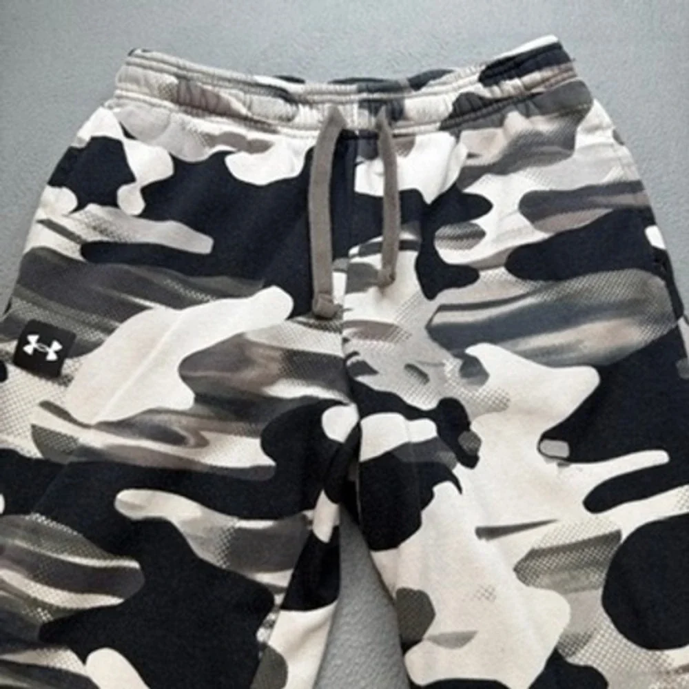 Under Armour Rival Fleece Camo Joggers Loose Fit Size YLG Activewear Sweatpants